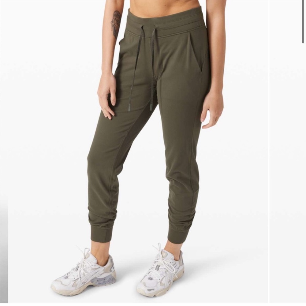 Lululemon Ready To Rulu Jogger 29”